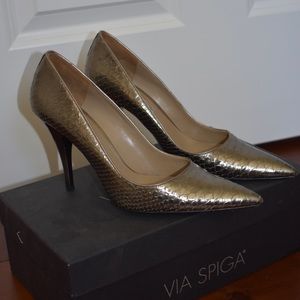 Via Spiga Amanda Metallic Pump
